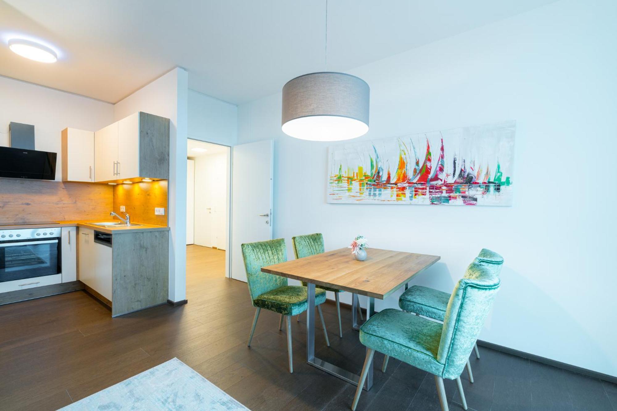 Residence, Donaukanal - Landstrasse *
