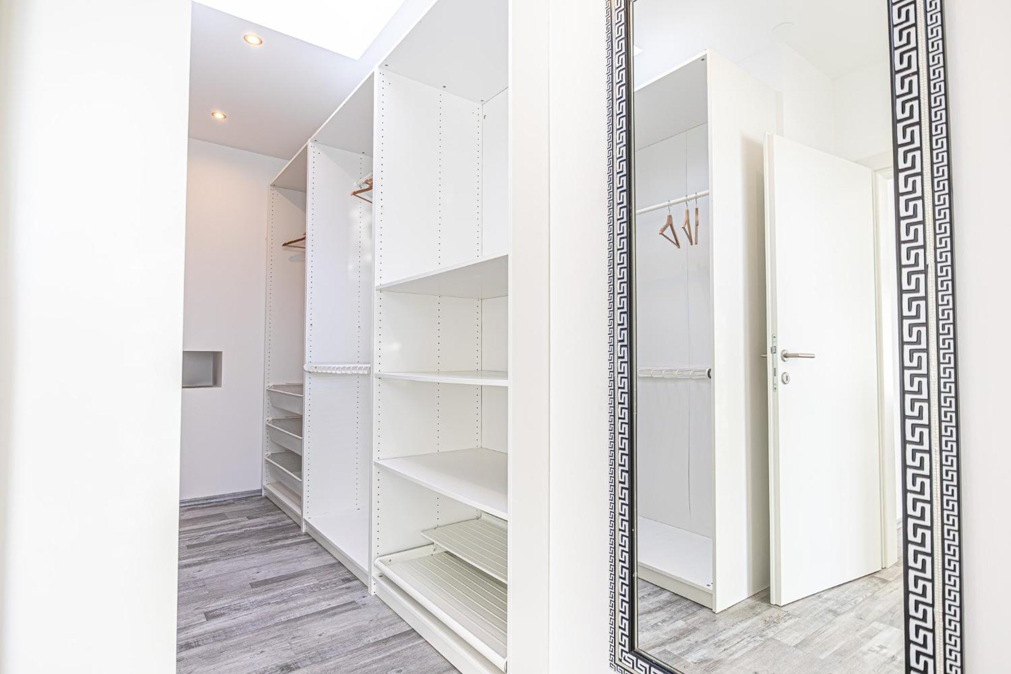 Luxury 6br-4ba With Private Pool & Sauna - Pets Allowed * Wien