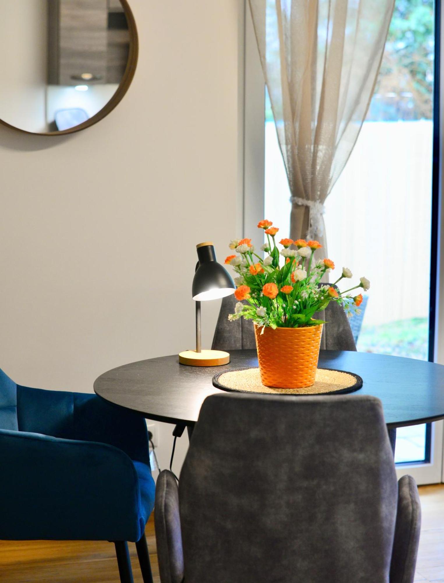 New With Parking And Metro In Front Of The House * Wien