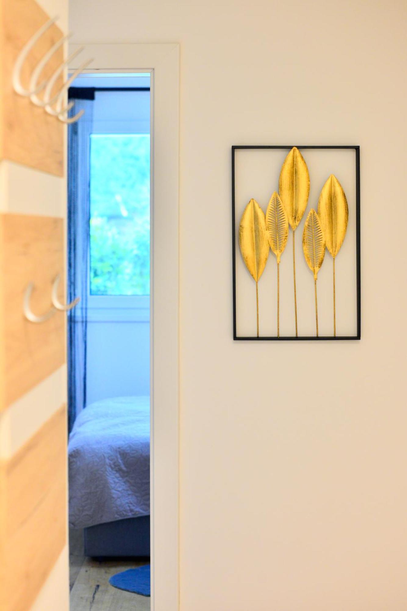 Apartment New With Parking And Metro In Front Of The House *