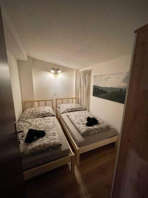Bahay bakasyunan Gesamtes Haus Mit Garten - 100% Privatsphaere *