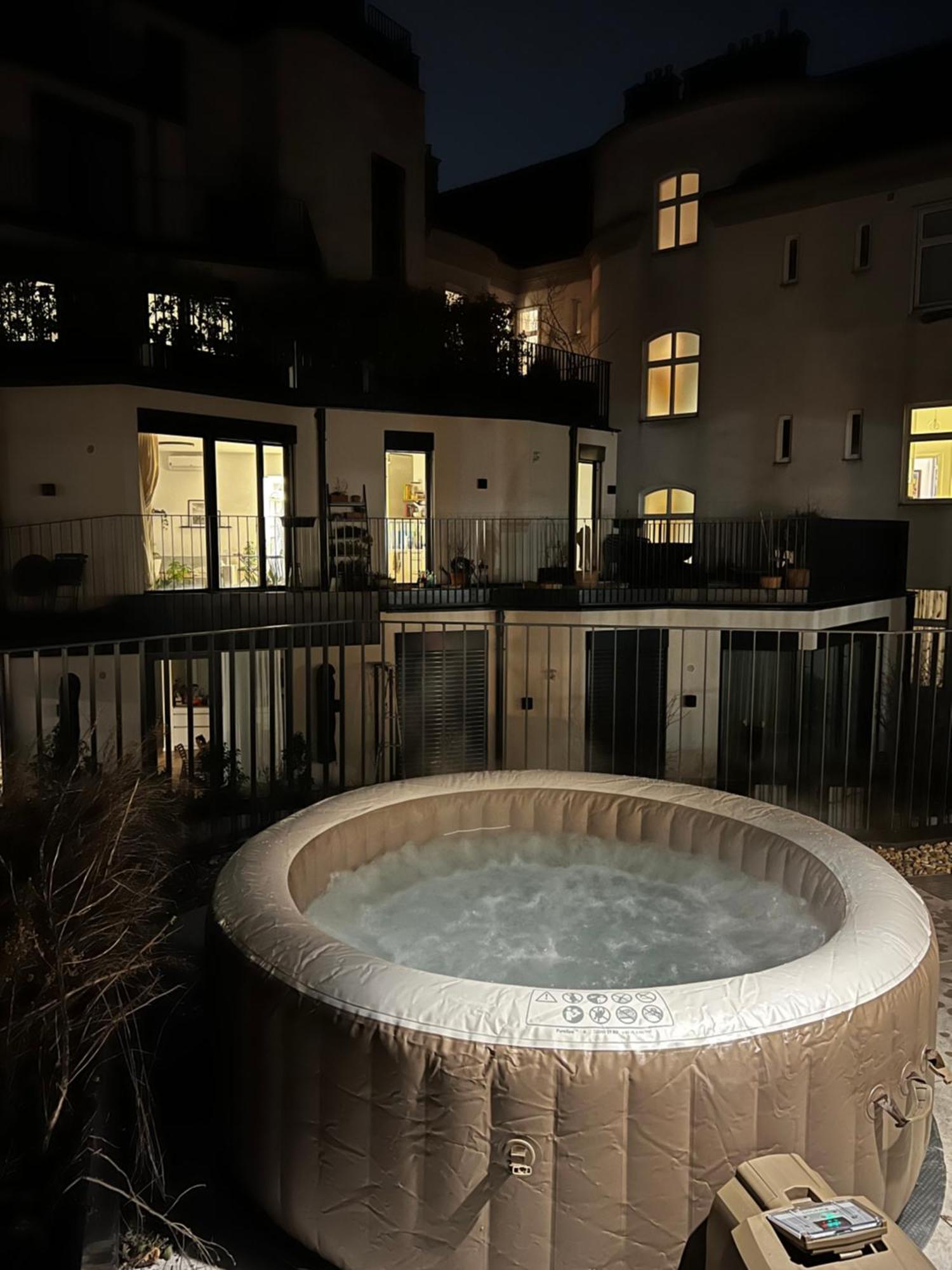 Schoene Mit Eigenem Whirlpool In Dem Stadtzentrum Guest house *