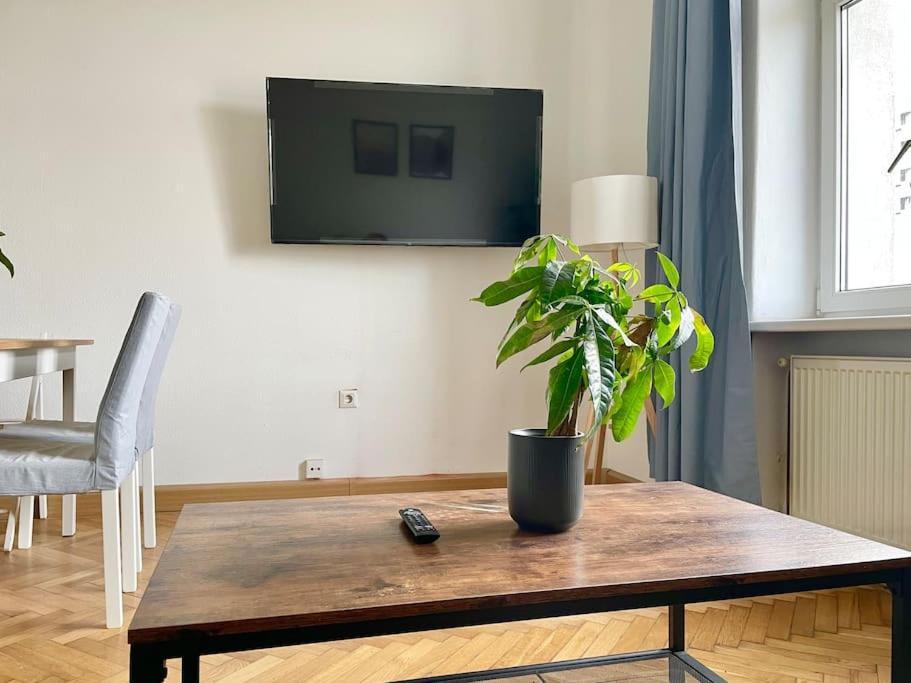 55m2 Stylish With Netflix - 15 Min To Center