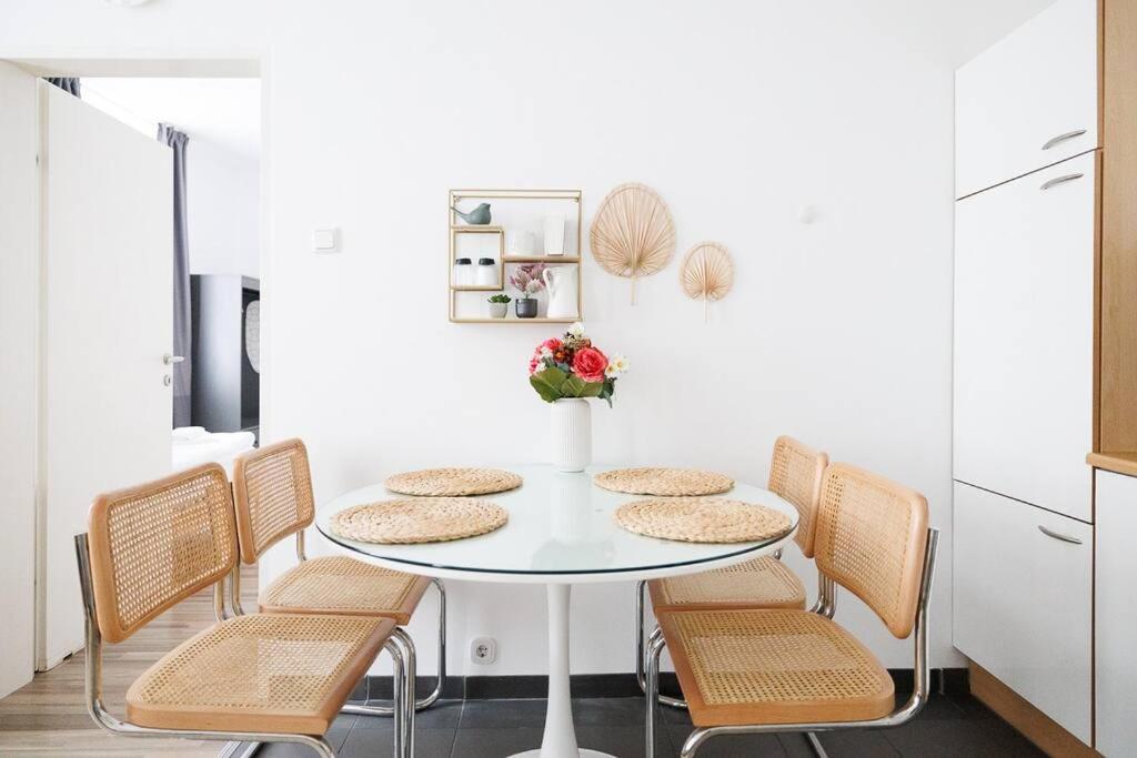 Stylish Haven-near Brunnenmarkt *