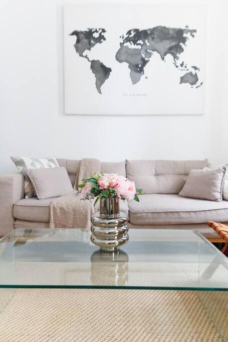 Stylish Haven-near Brunnenmarkt Apartment