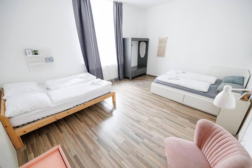 Apartment Stylish Haven-near Brunnenmarkt