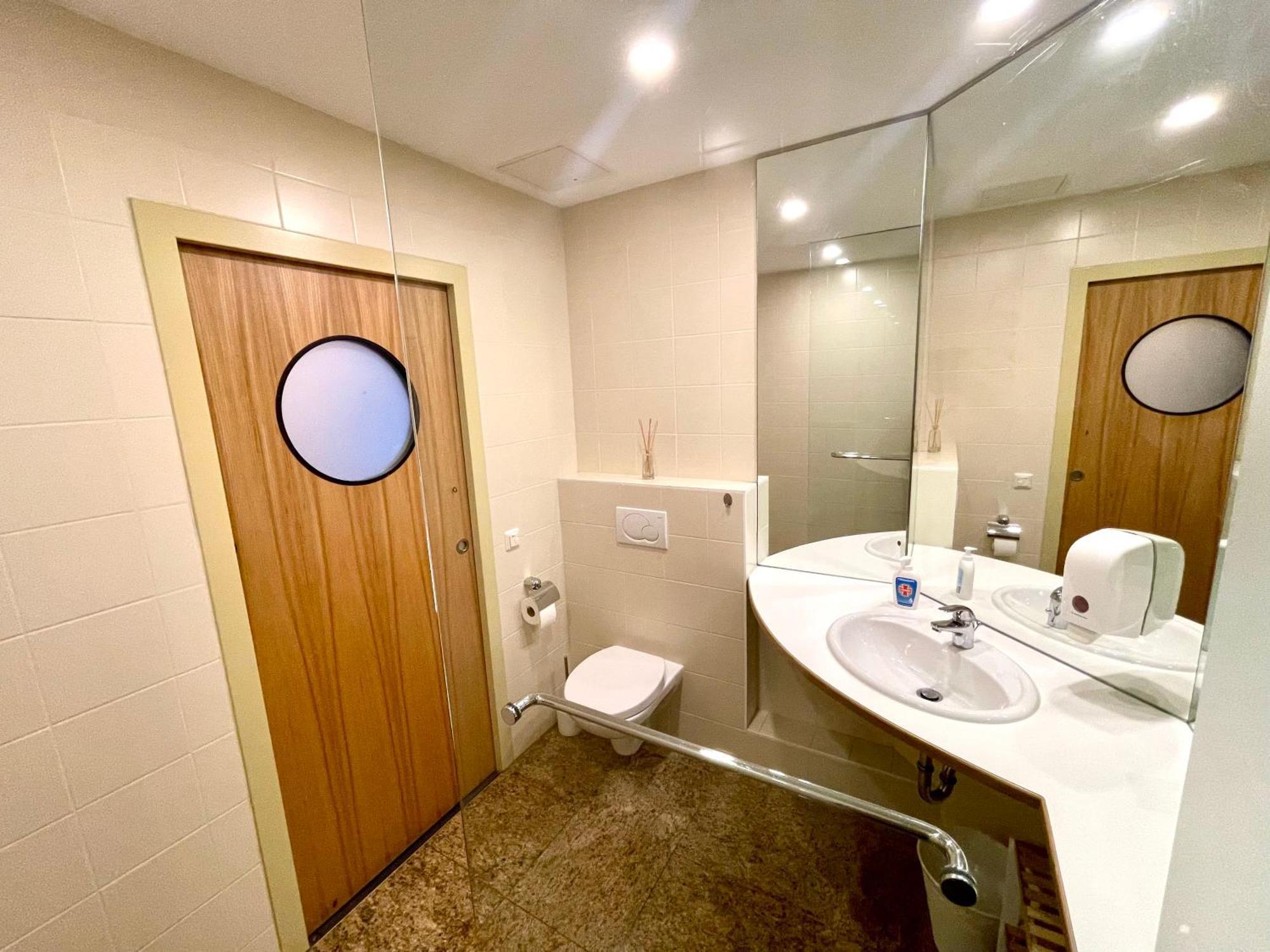 Stylish Near Center Apartamento Viena