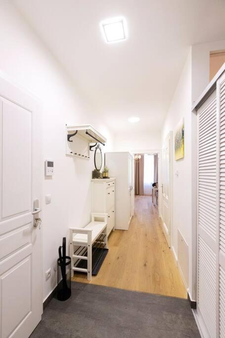 Anna Maria Near To Citycenter Vienna
