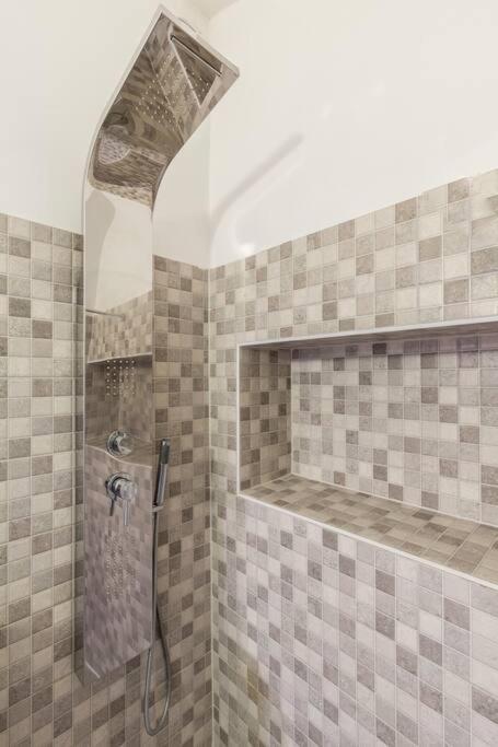 Free Parking I 500 Mbit Wifi I Kingsize Bed Appartamento Vienna