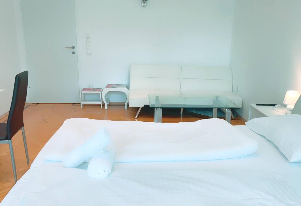 Homestay Deluxe In Keplerplatz
