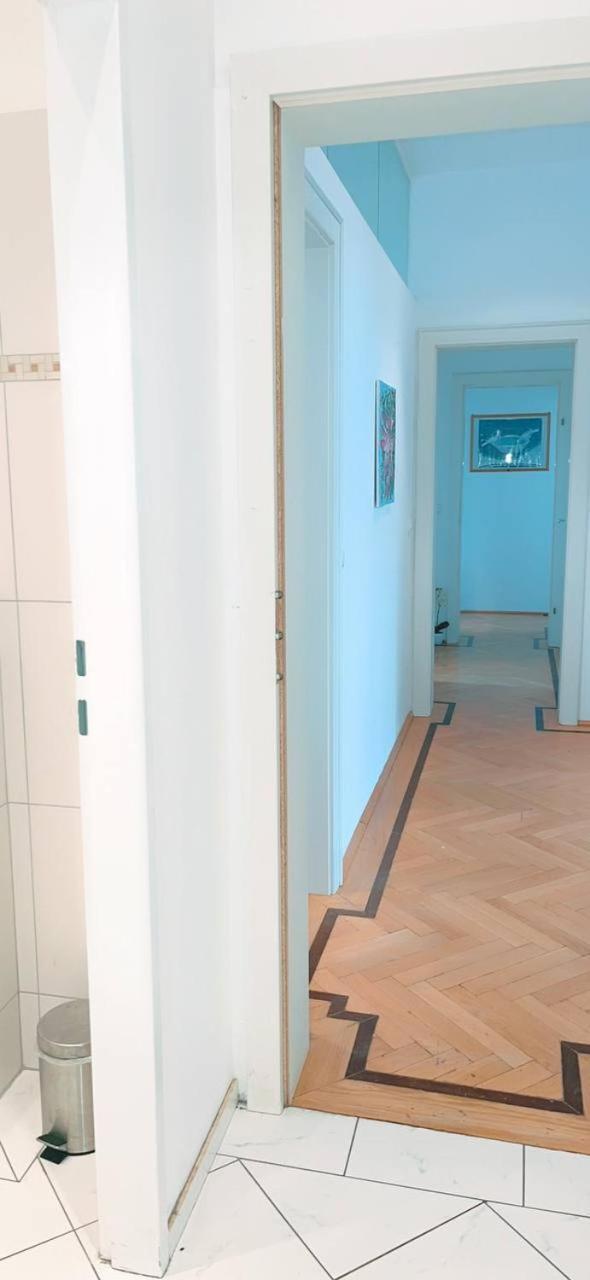 Homestay Deluxe In Keplerplatz *