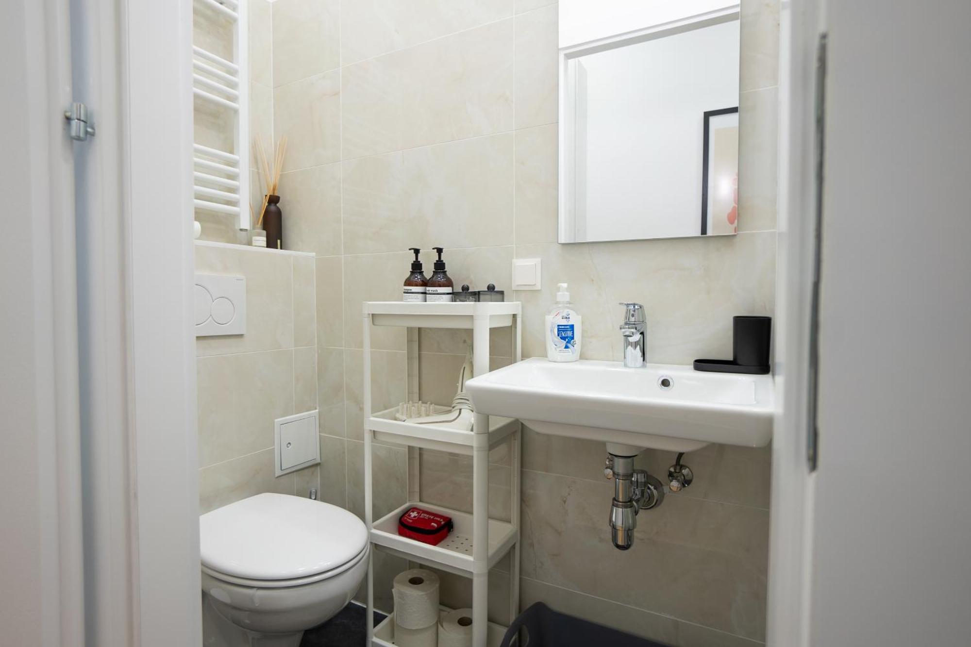 Supreme City Center Apartment *