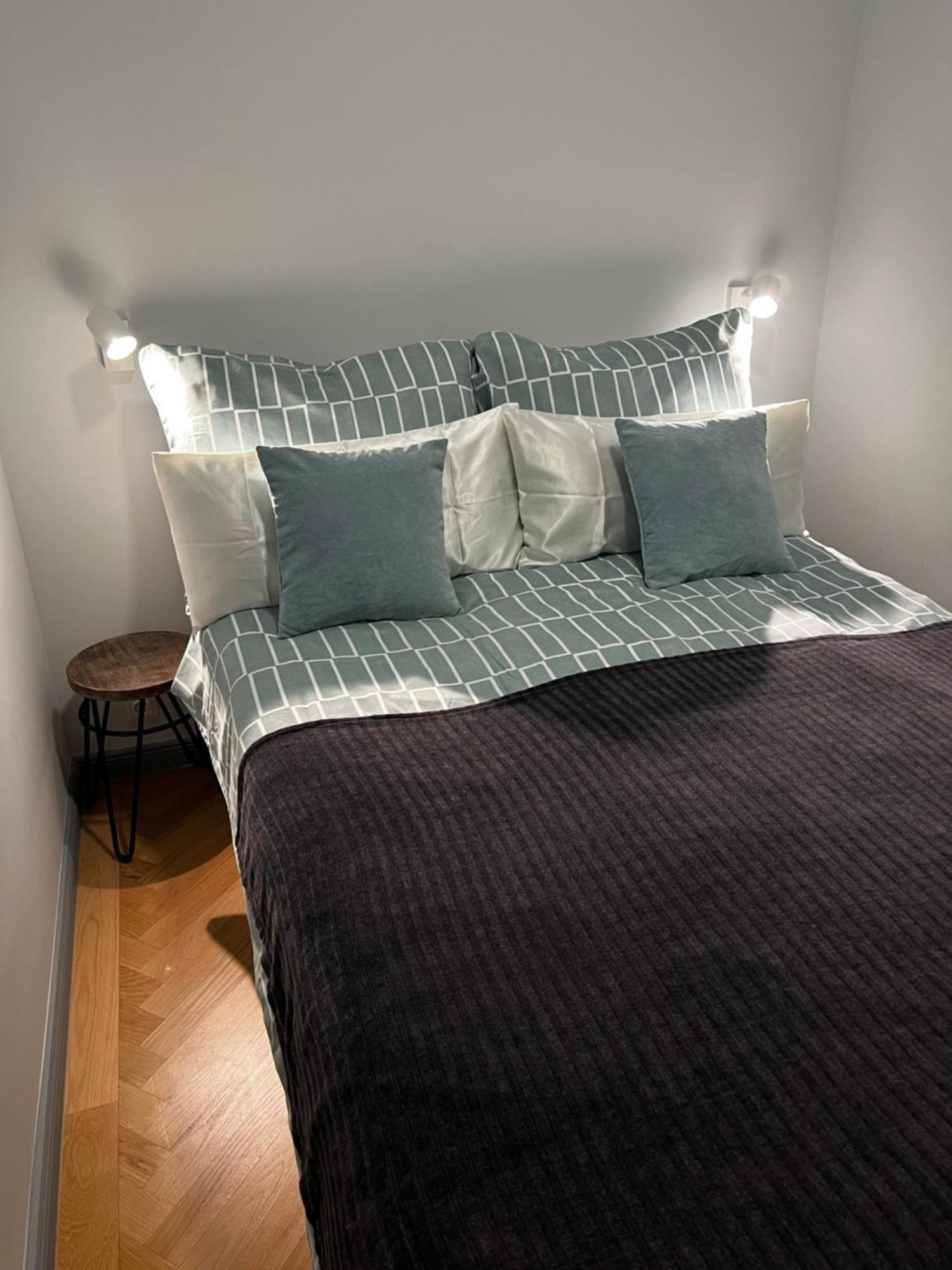 Authentic Viennese Living Apartment Wien
