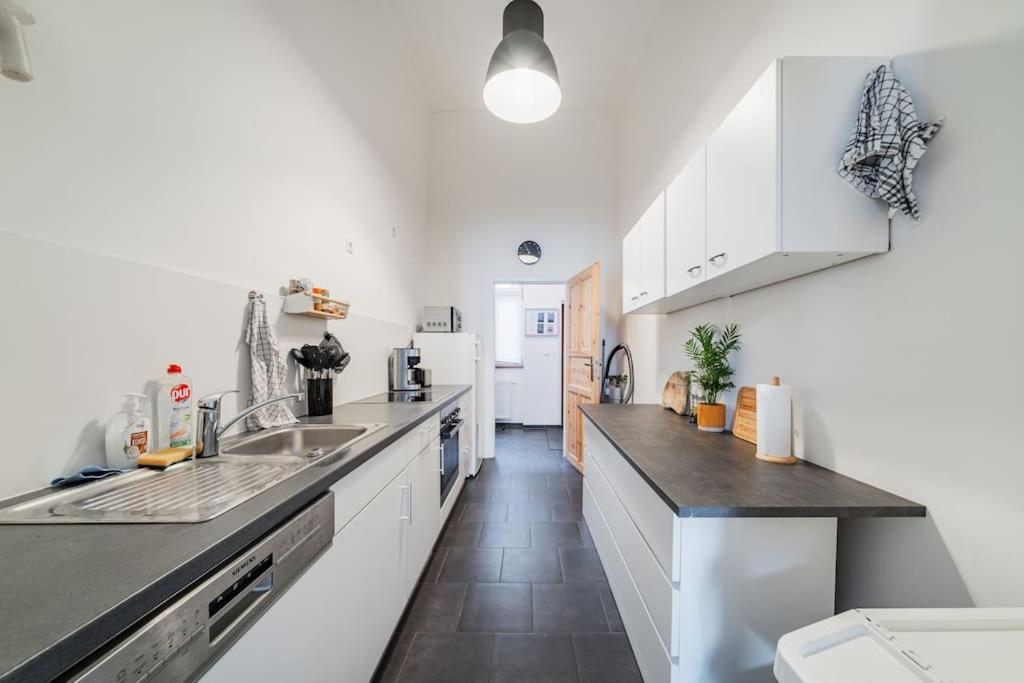 Apartment 117 M² Near Nussdorferstrasse