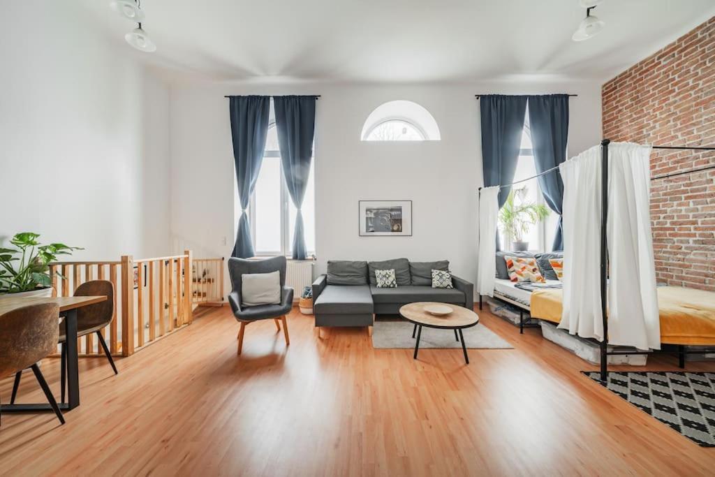 117 M² Near Nussdorferstrasse Apartment