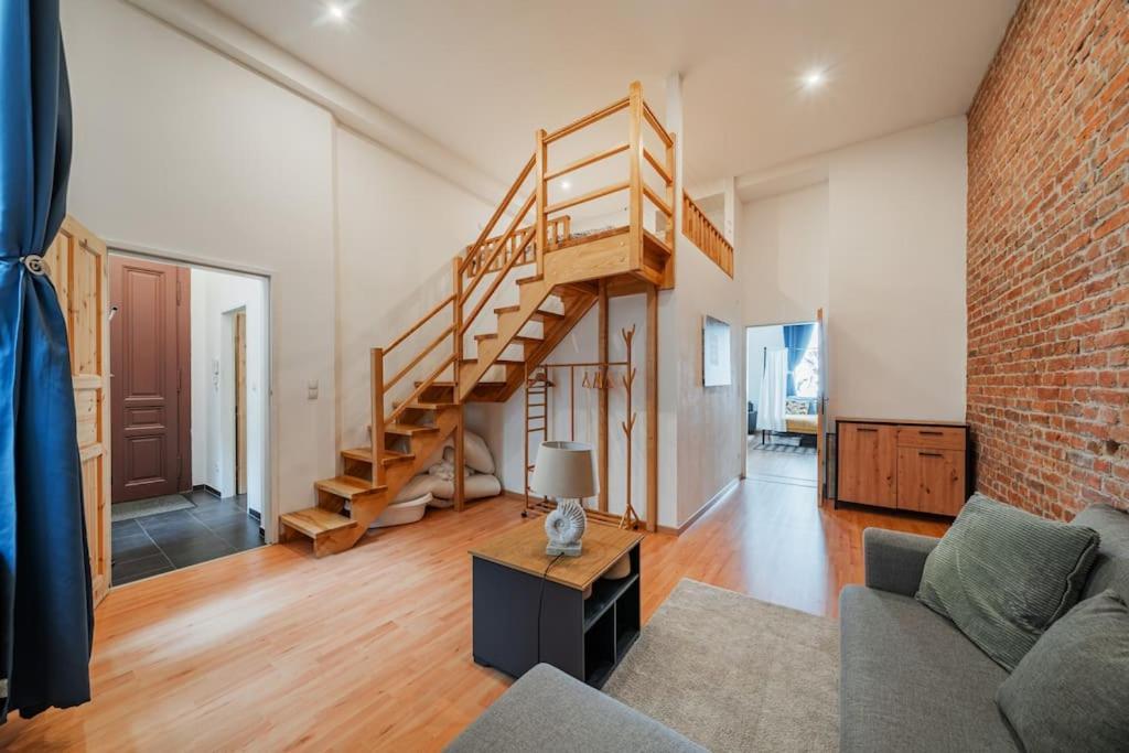 Apartment 117 M² Near Nussdorferstrasse *