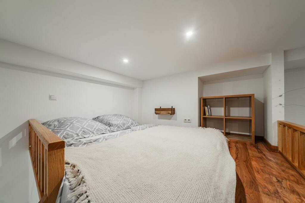 117 M² Near Nussdorferstrasse