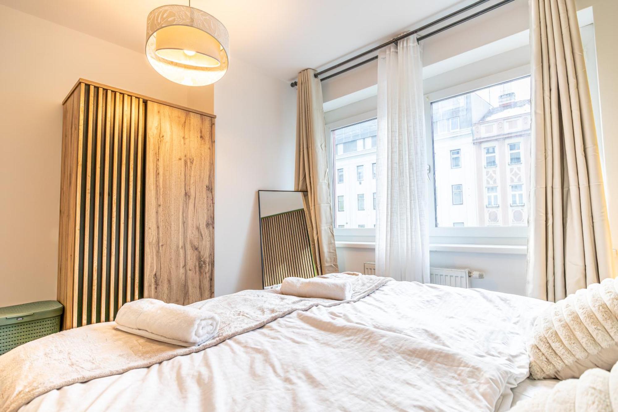 Apartment Charming 1br, Steps From Reumannplatz U1 Wien