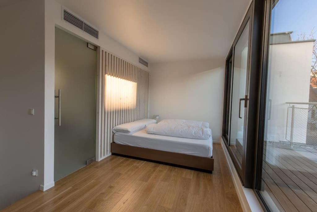 Kleines Stadthaus In Toplage Vienna