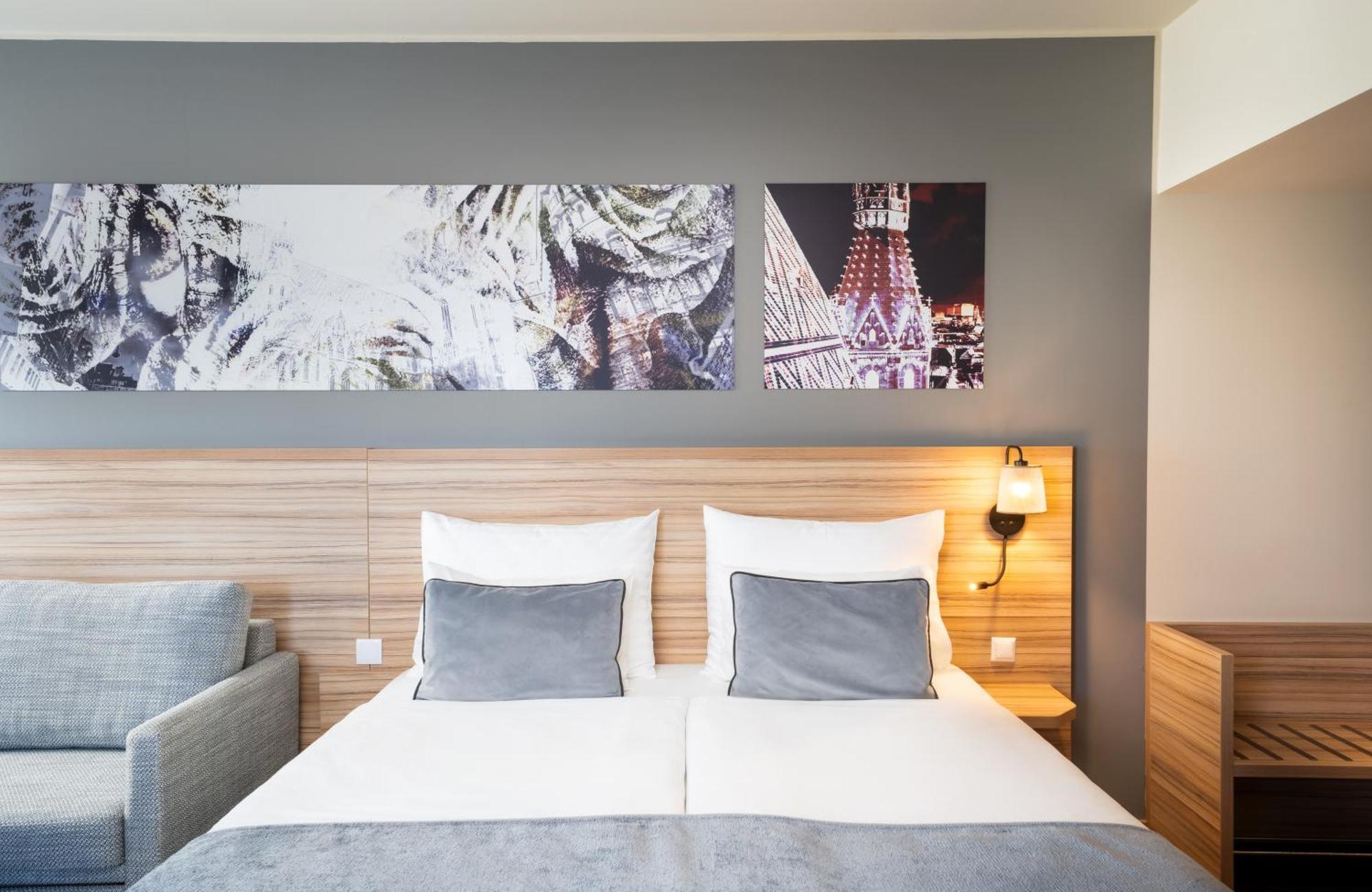 Leonardo Hauptbahnhof Hotel 4*
