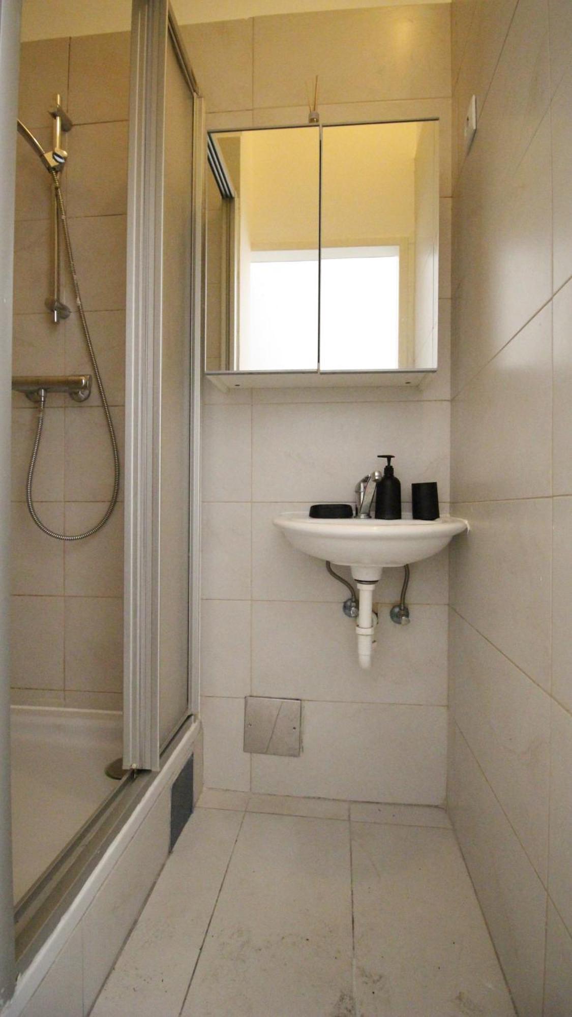Cozy In Pragerstrasse Homestay Vienna