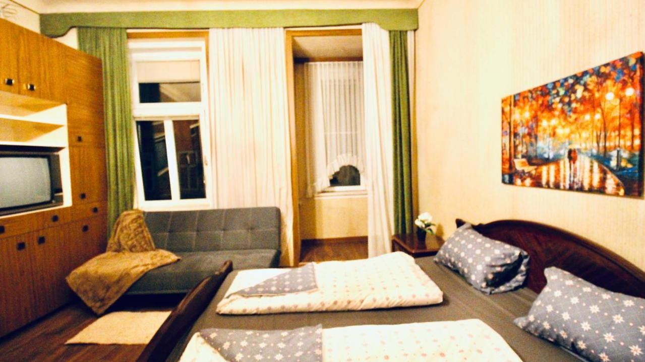 Cozy In Alserstrasse Area Th Apartment Vienna