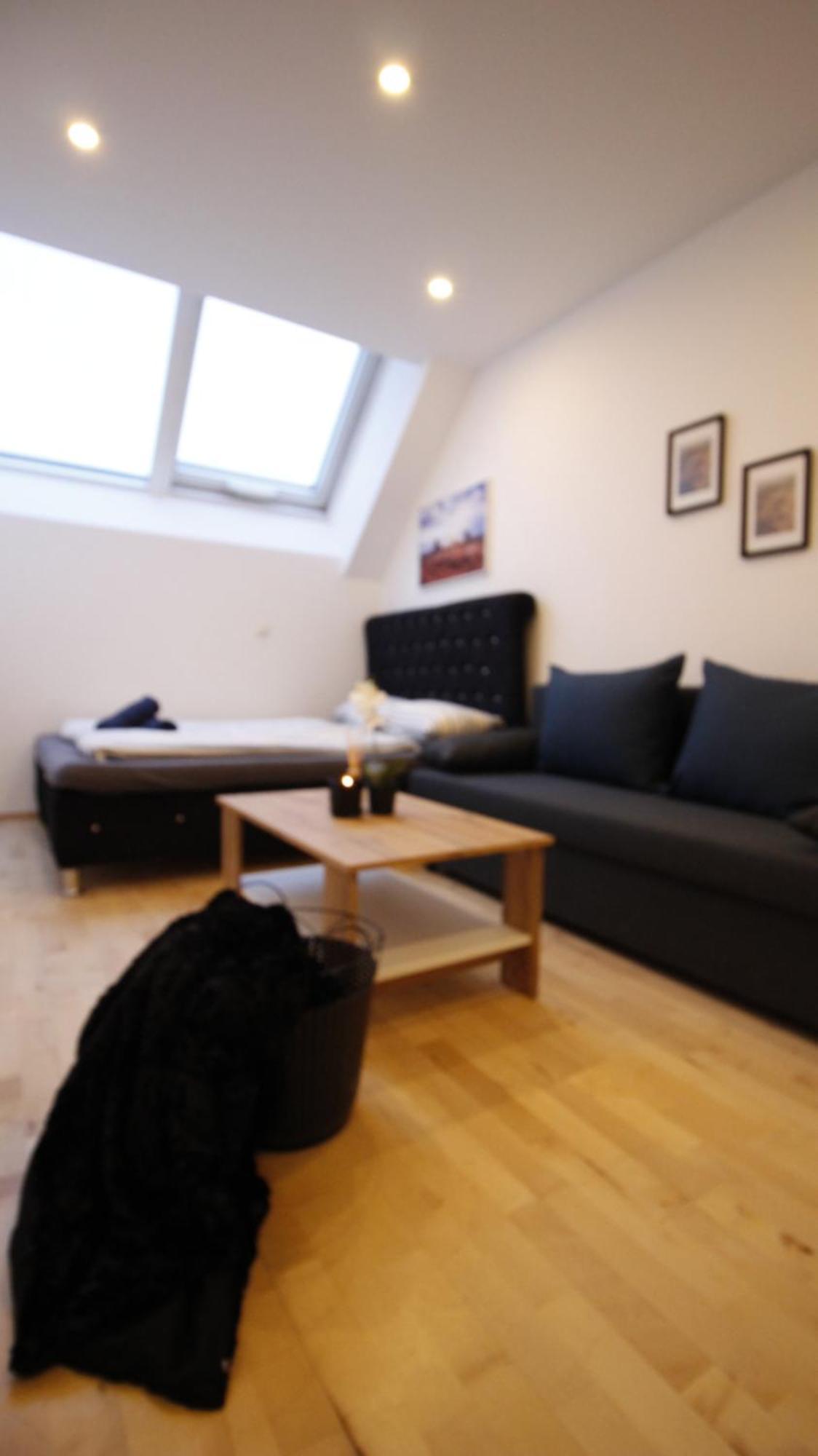 Comfort In Praterstern Area