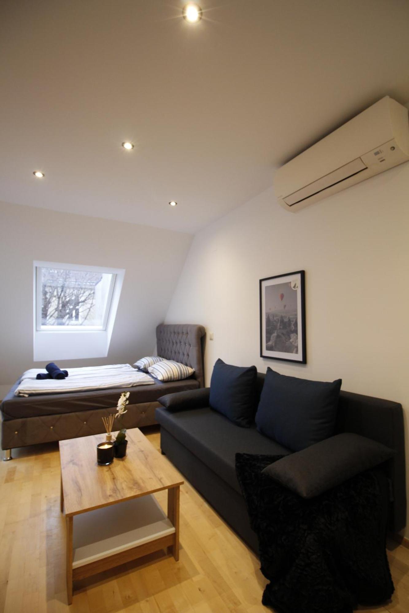 Comfort In Praterstern Area *