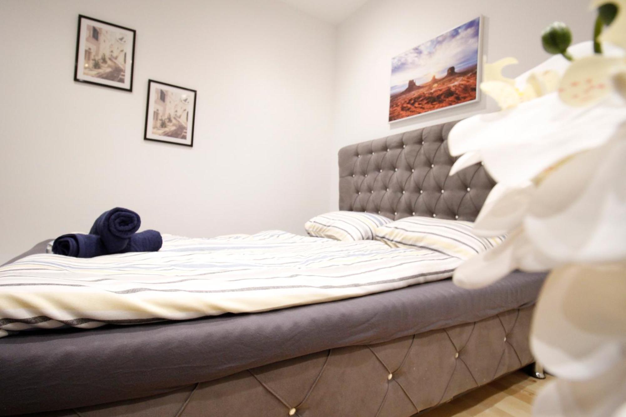 Comfort In Praterstern Area *