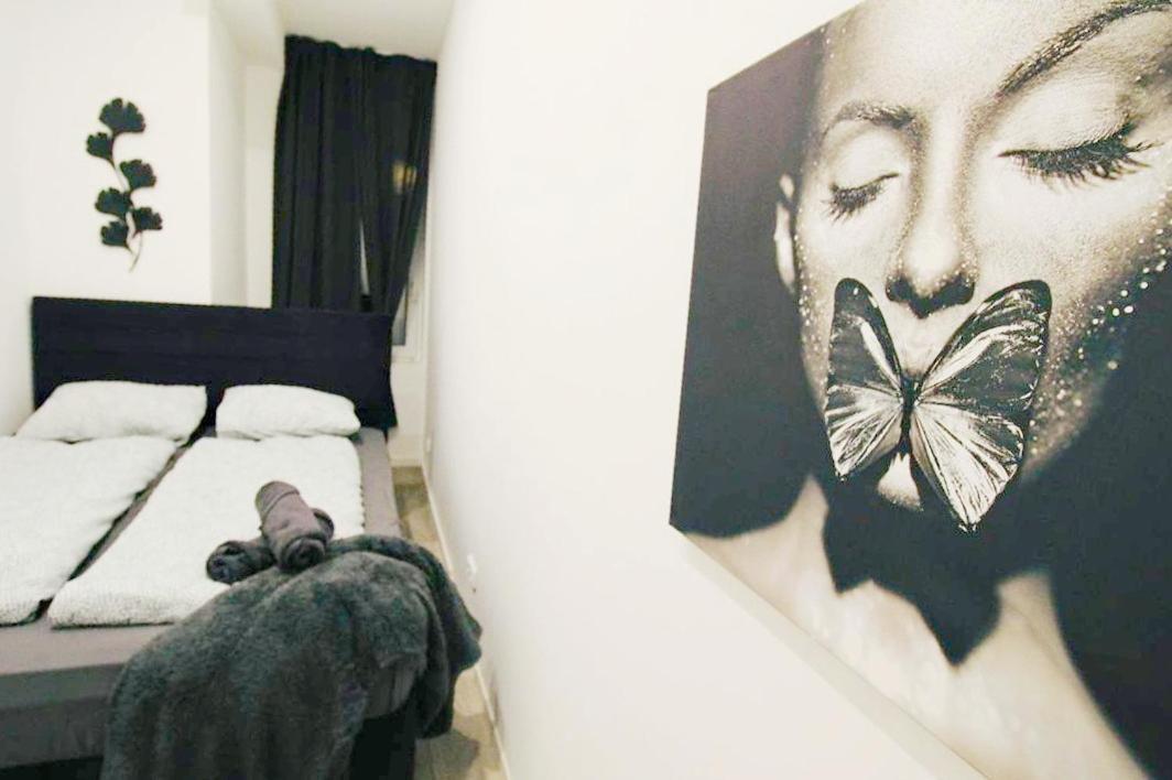 Comfortable In Akh Area Homestay