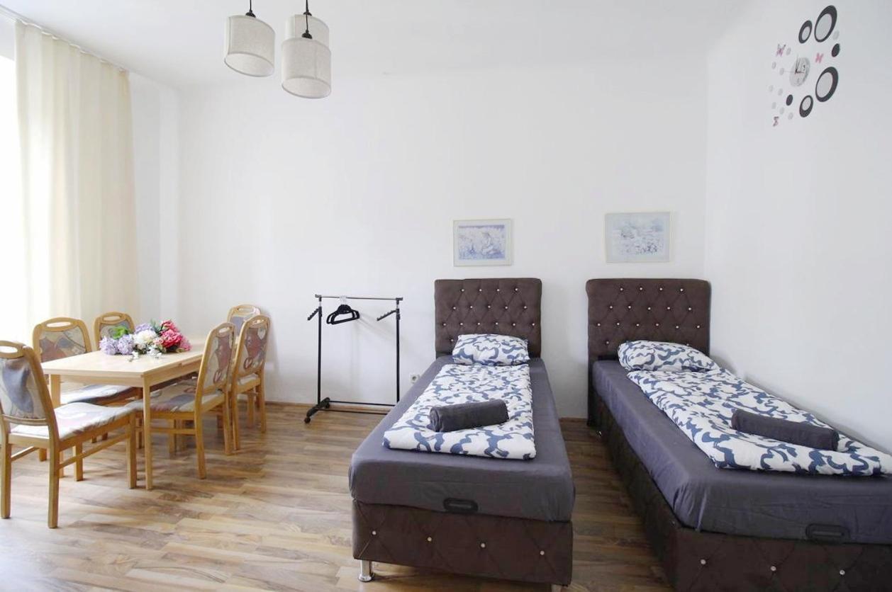 Comfortable Near Schonbrunn Palace Viena