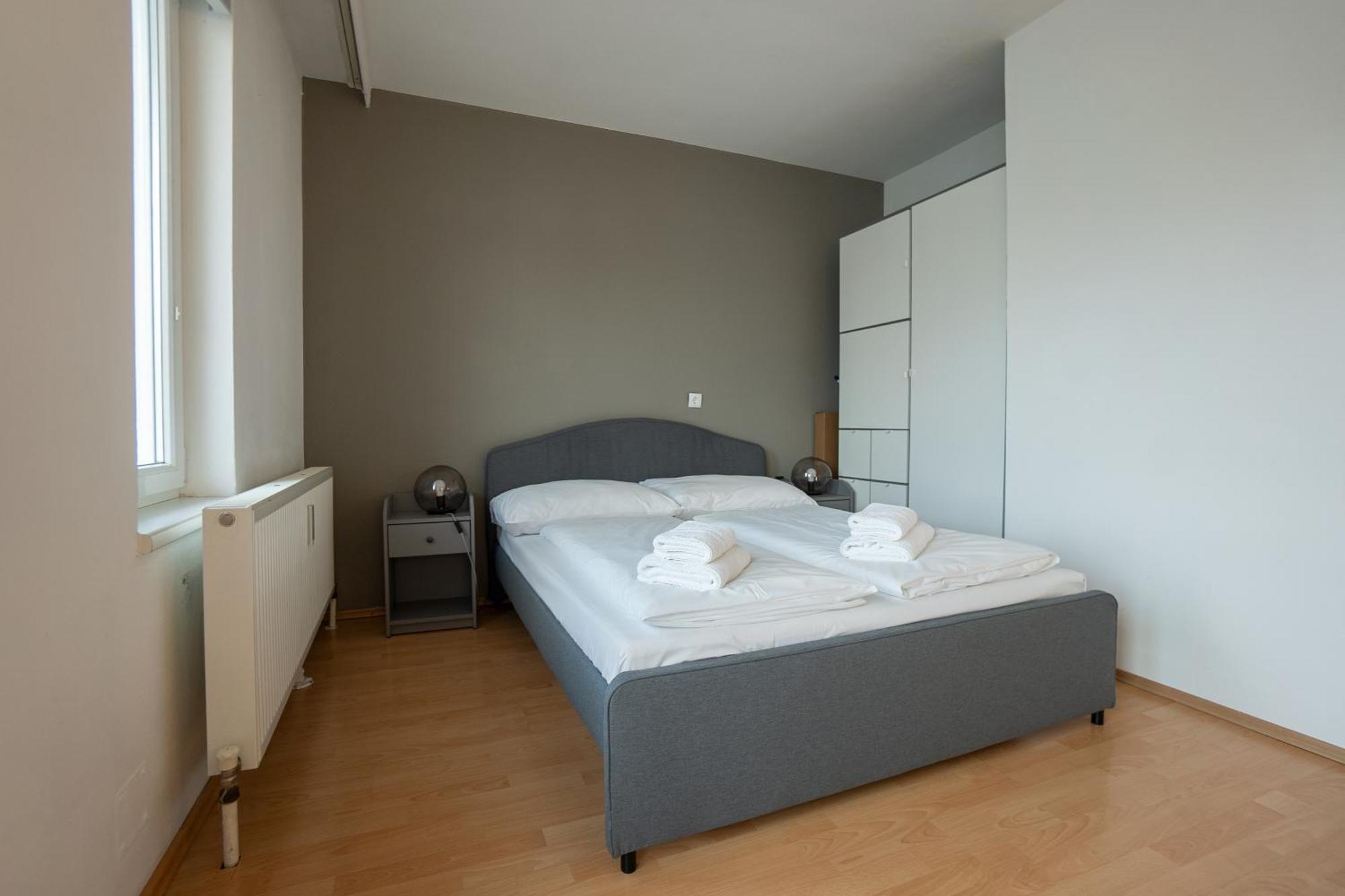 With A Private Terrace Located Right Near Belvedere Castle, 15 Minutes Away From Stephansdom * Vienna