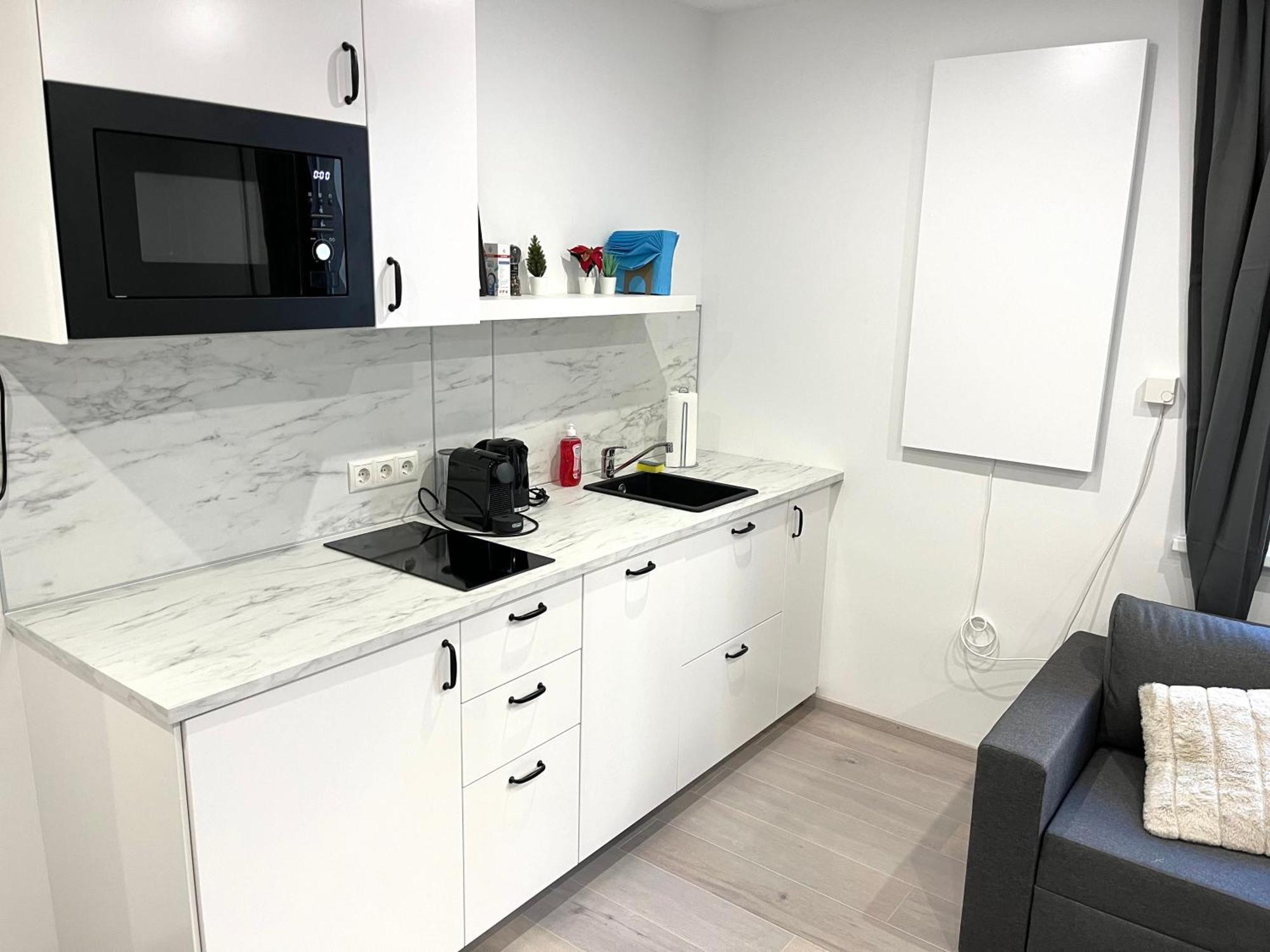 Modern, Smart And In The Heart Of The Apartment Vienna