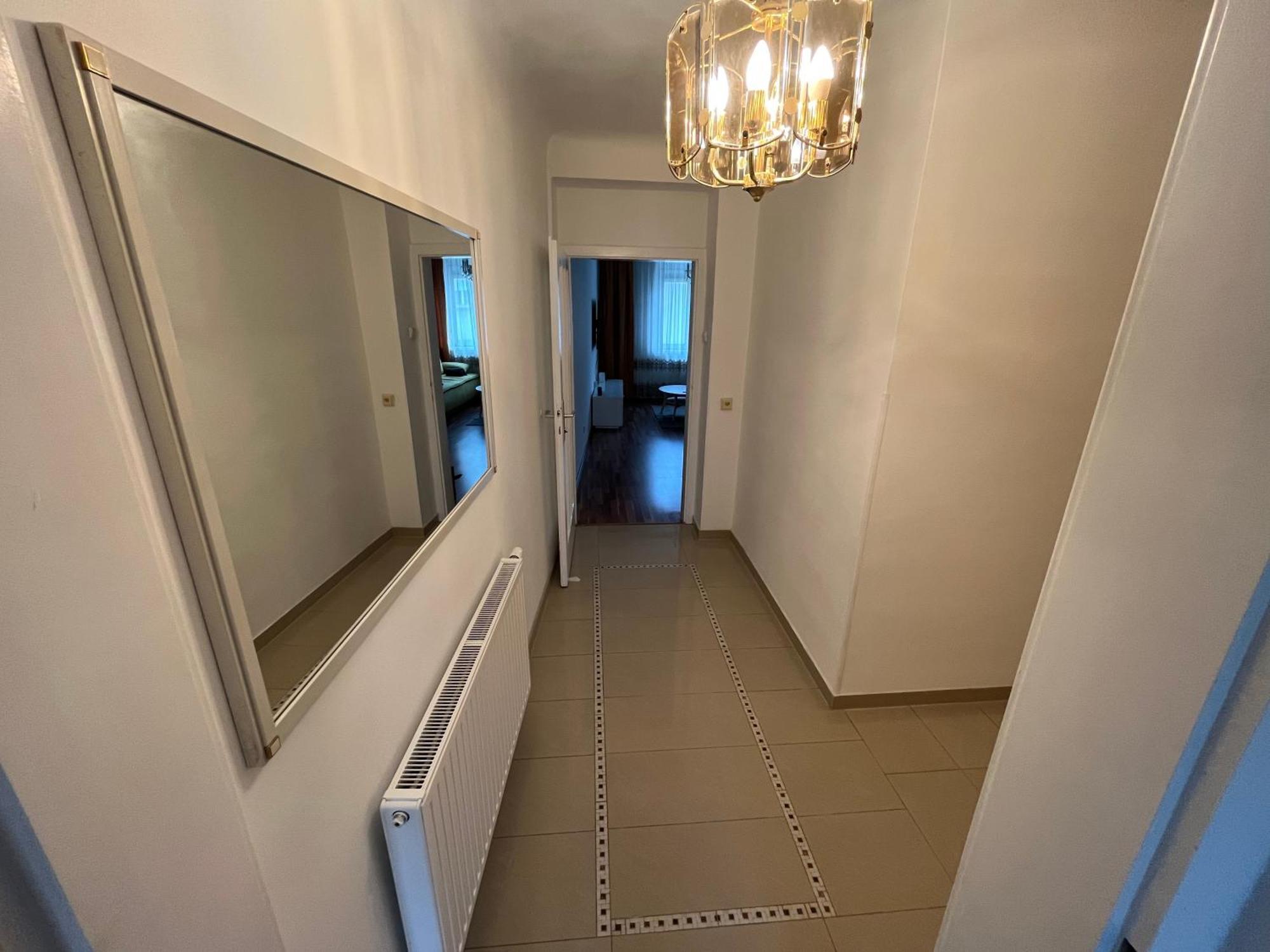 Elegant Viennese Apt 15 Min To Center Apartment *