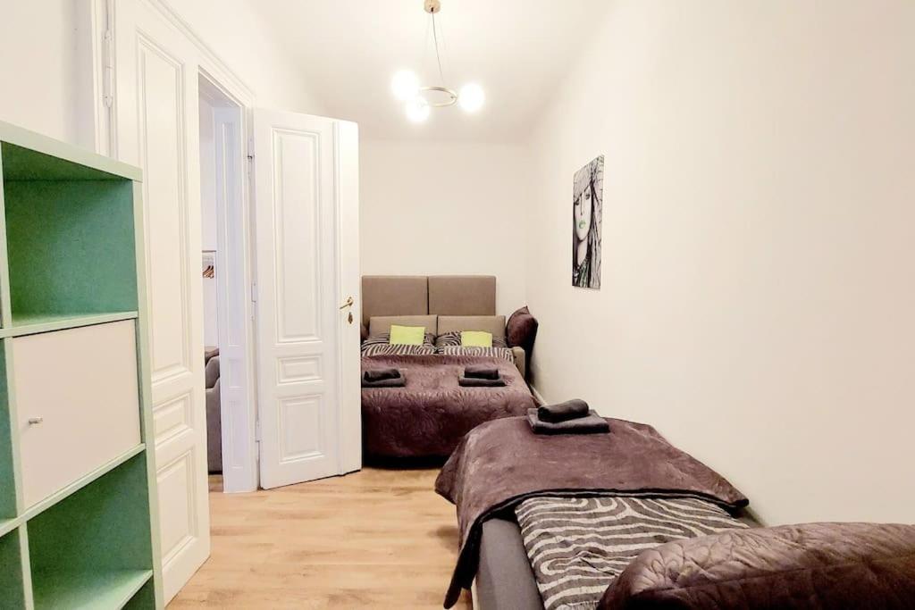 Apartment Superior 4 Bedroom Wien