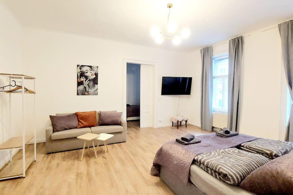 Superior 4 Bedroom