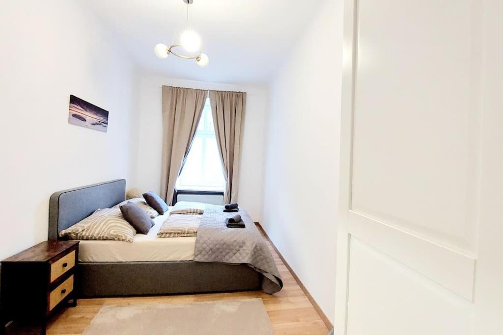 & Spacious Checkinvienna