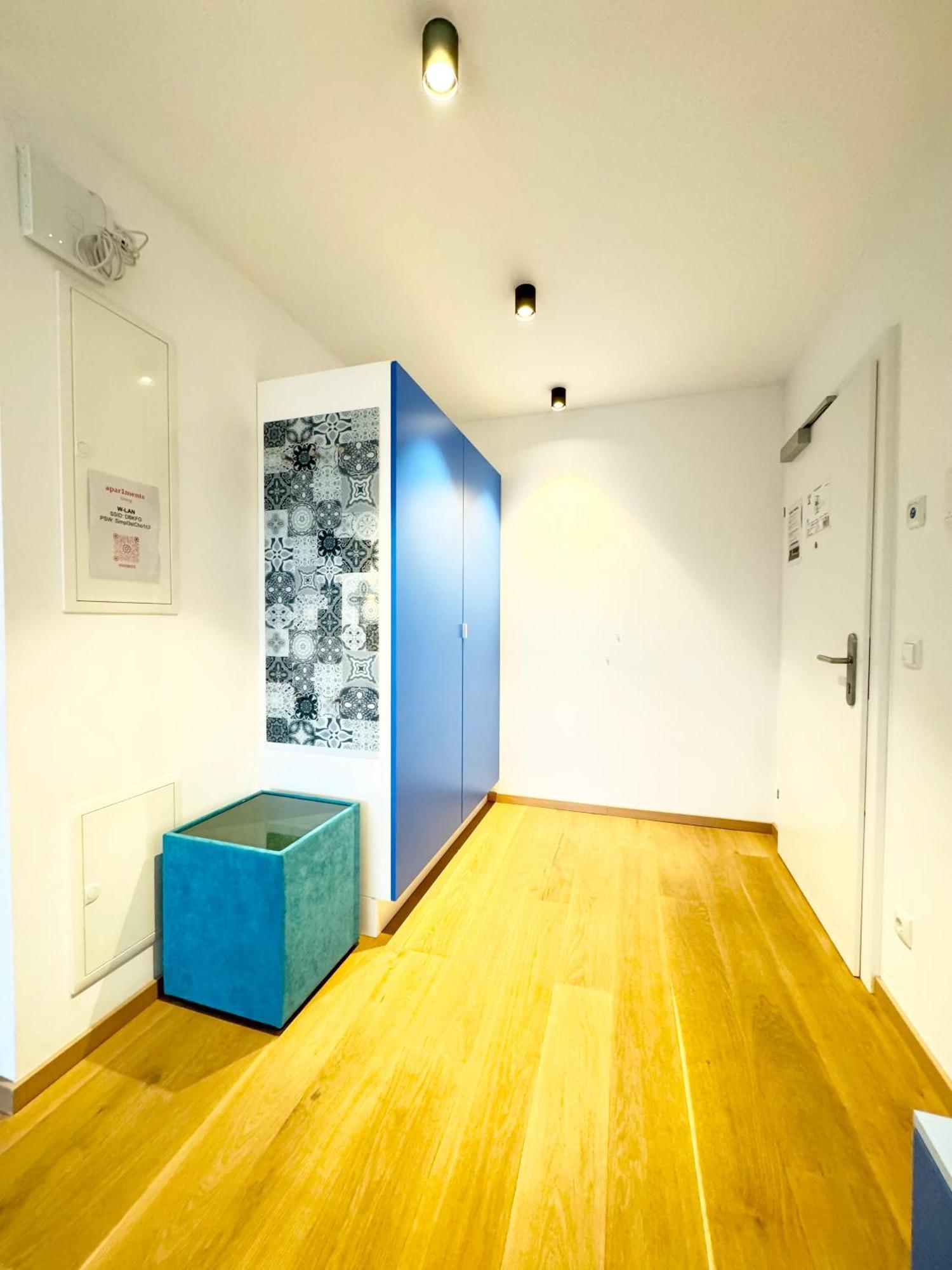 Apartment Mit Terrasse + Parkplatz