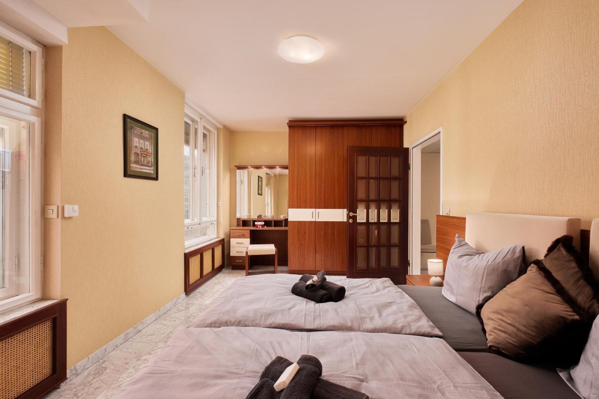 Prestige Luxury Haven W Free Parking And Sauna Vienna
