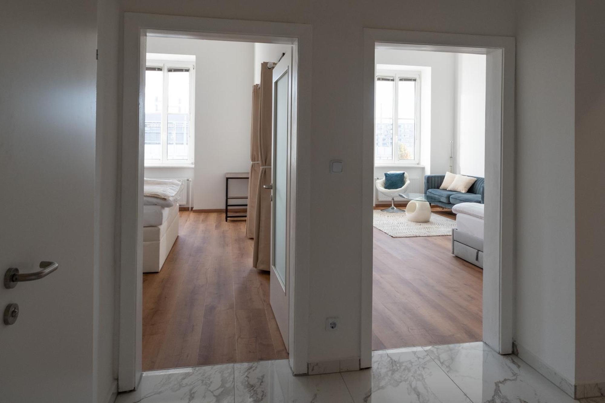 Next To Hauptbahnhof Hbf Apartment