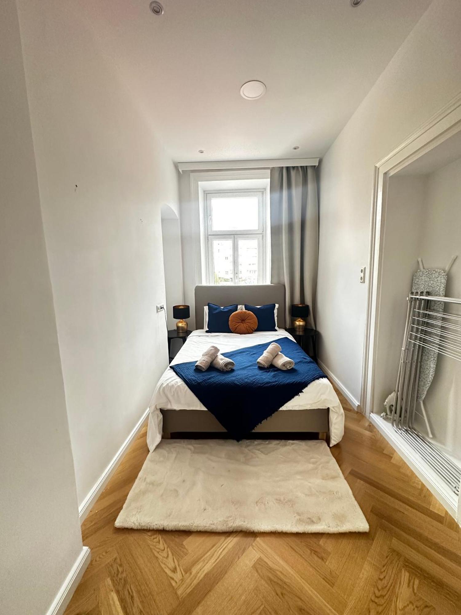 Luxury 3 Bedroom Near Schoenbrunn Palace * Wien