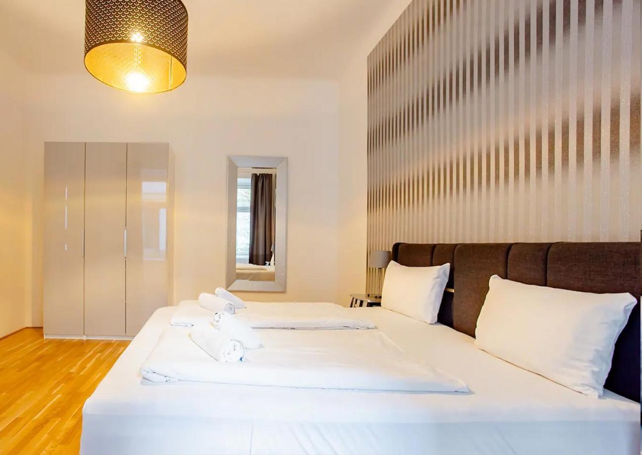 Exclusive Center Apartment *