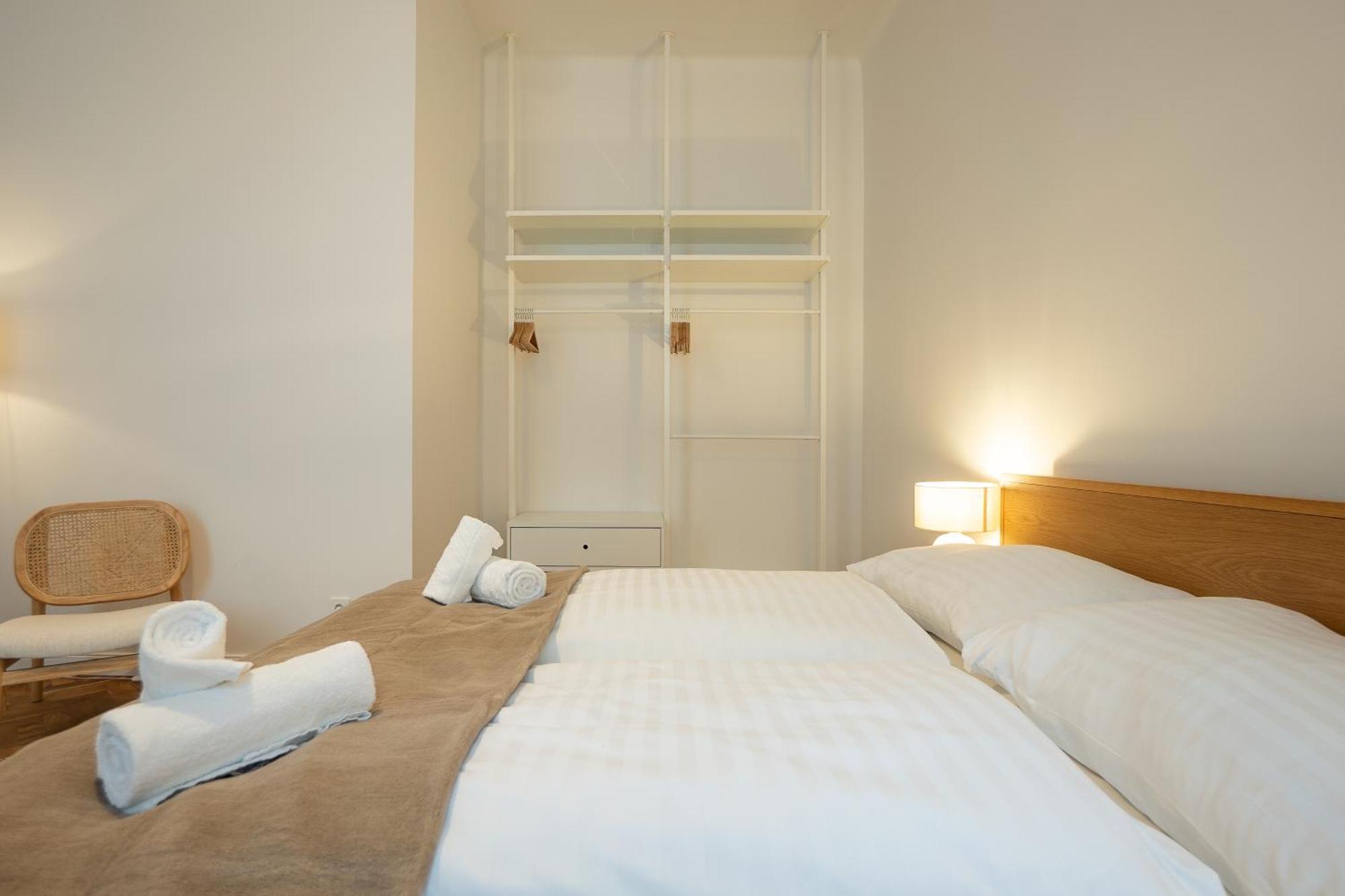 Chic 94m2 With A King-size Bed Apartment Vienna