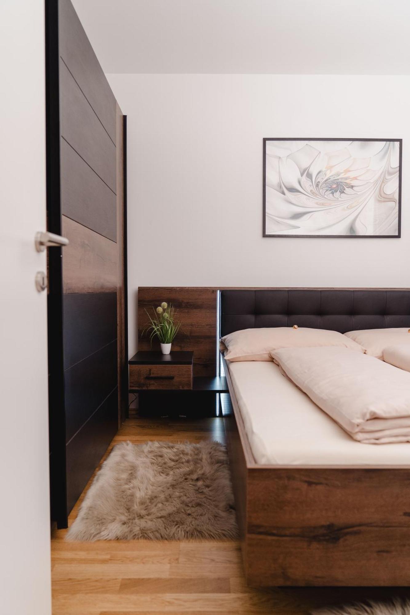 Apartment 10 Minutes To The Center, 2 Minutes To The Metro