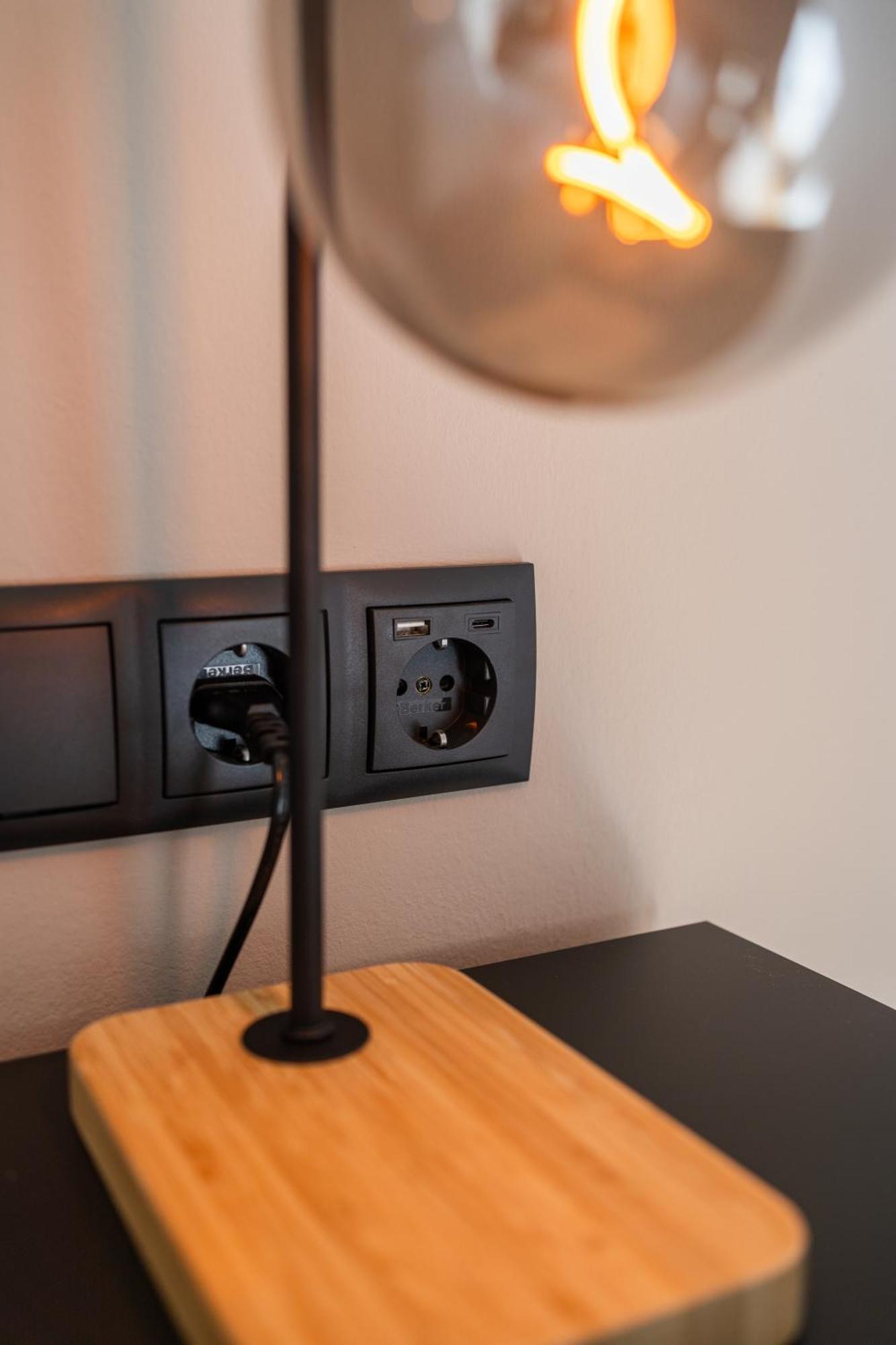 Myflat - Bright Near Station * Viena