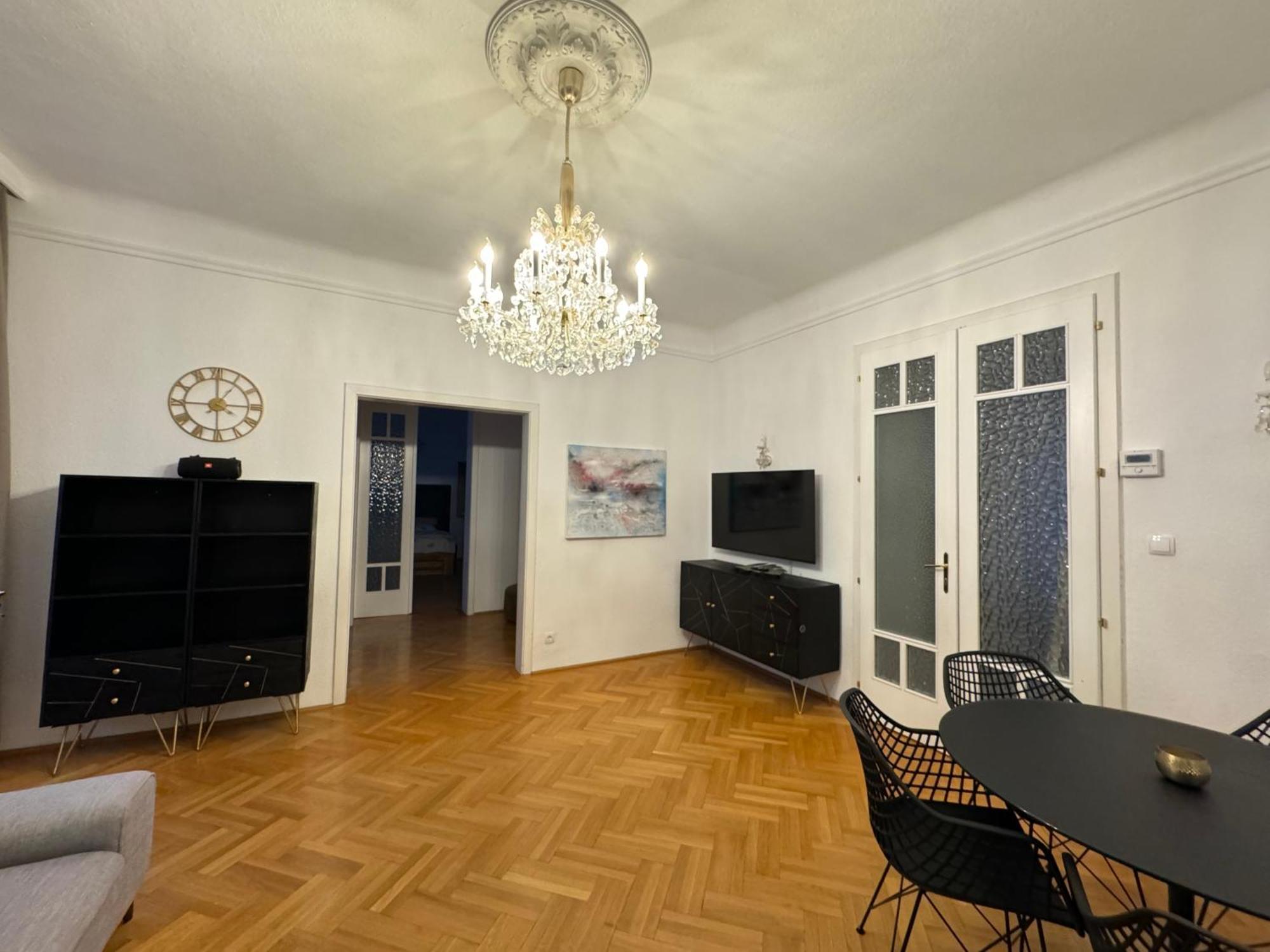 Atelier Lomani Apartment *