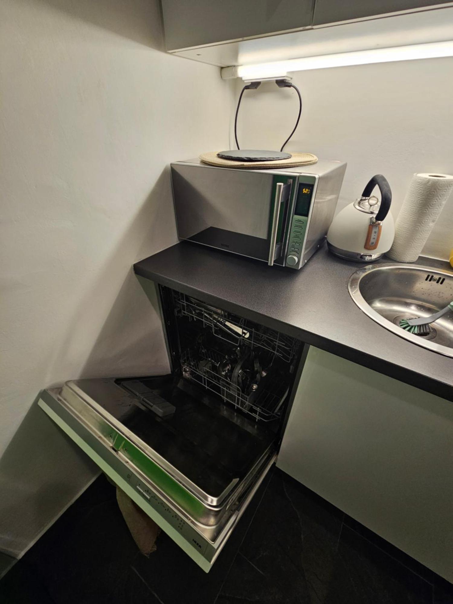 Yuki's Place - Design - Trade Fair - Wu Campus - Downtown - Subway Apartment