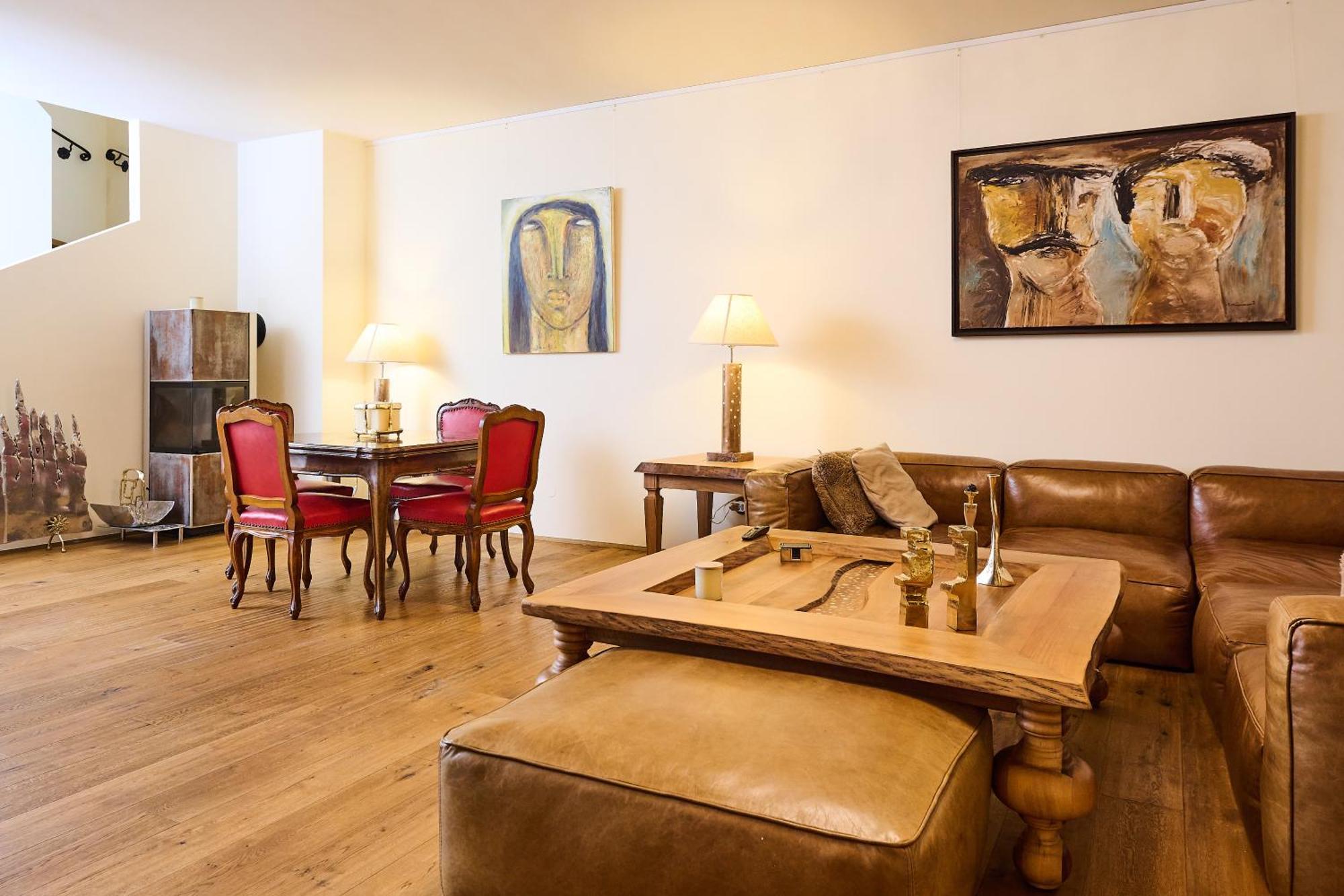Art Sievering Apartment Vienna