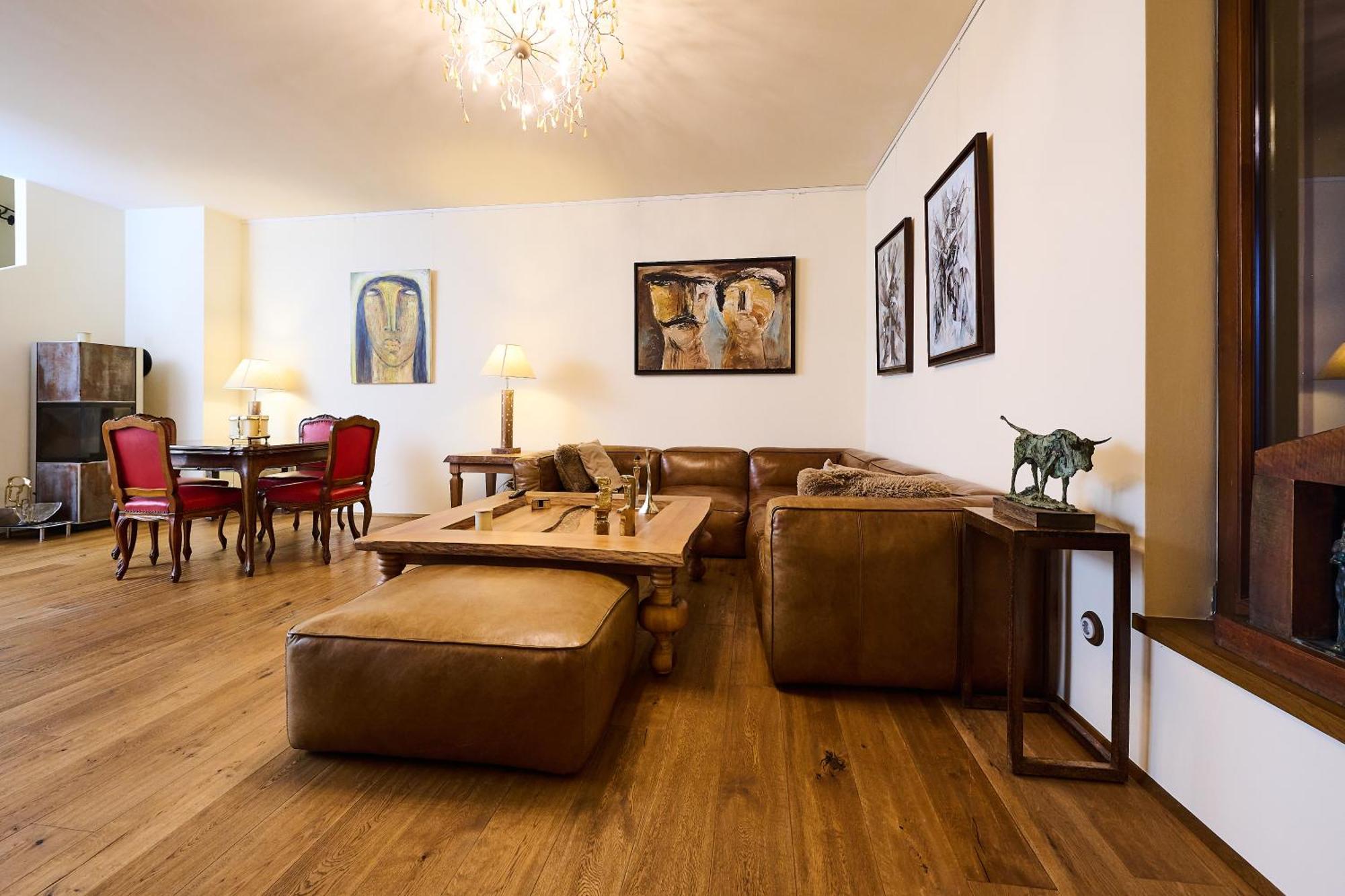 Art Sievering Apartment Vienna
