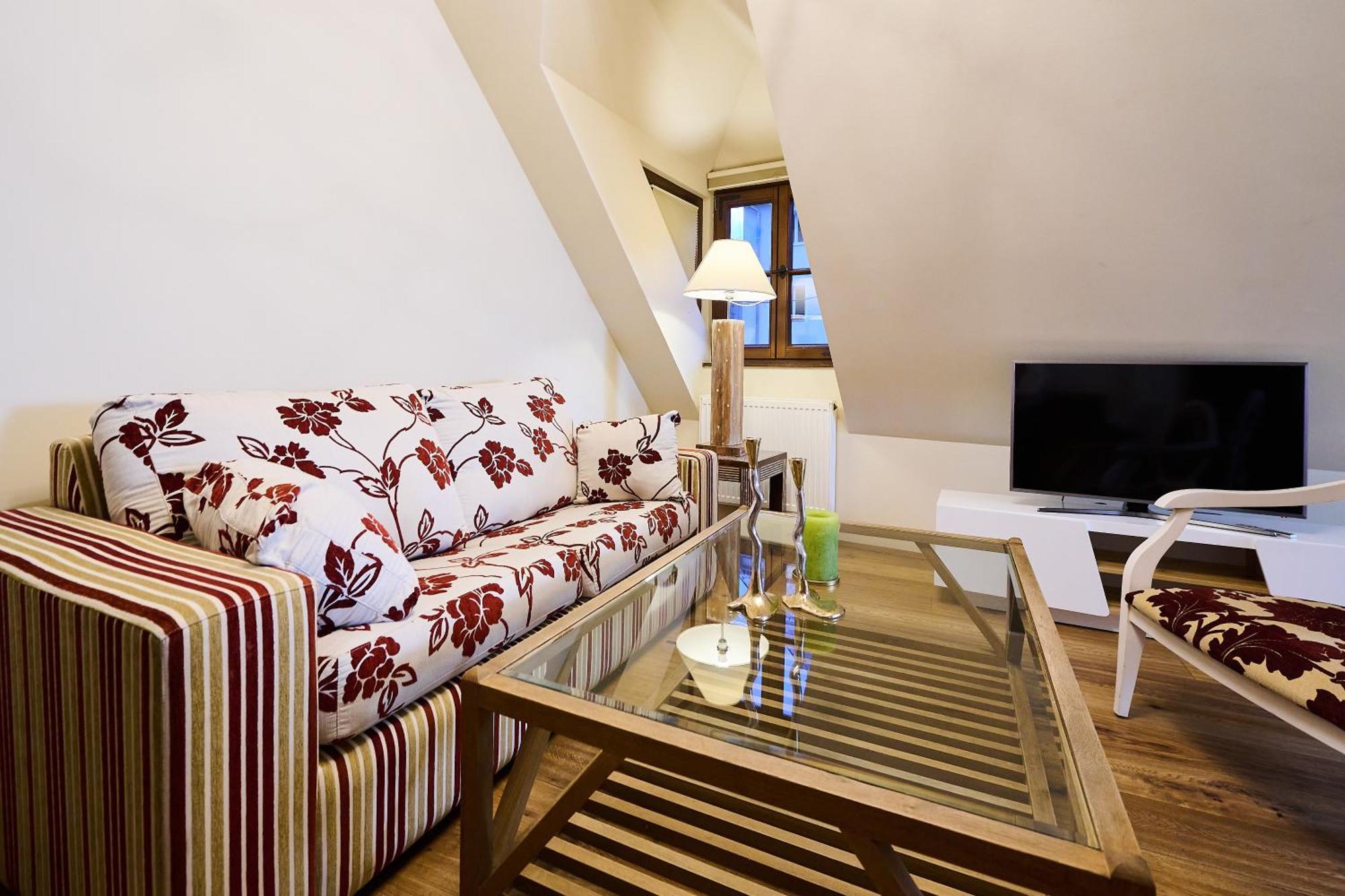Art Sievering Apartment Vienna